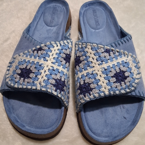 Muk Luks Blue and Cream Crochet Slippers - Picture 2 of 6
